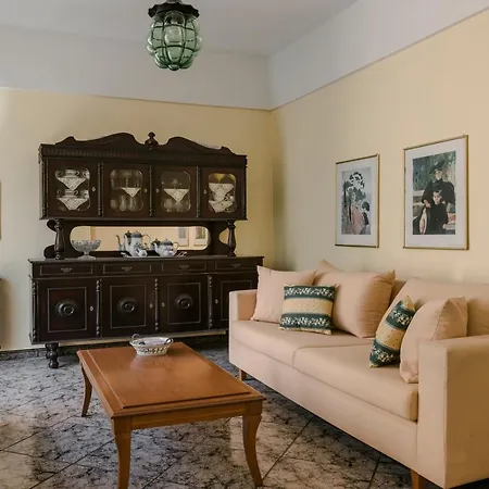 Mourikis Apartment *